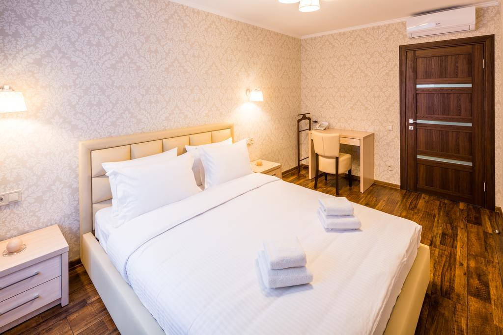Ok Apartments Leopoli Esterno foto